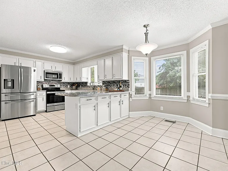1707 Paramore Dr — Photo 8