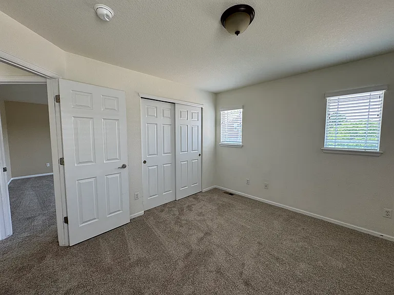 10962 Timber Ridge Ln — Photo 17