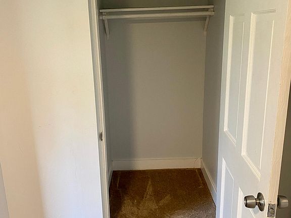 bedroom closet space