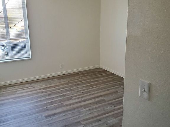 2nd image of 1722 W 400 N #24