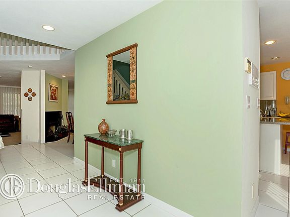 2nd image of 59 Hunt Dr