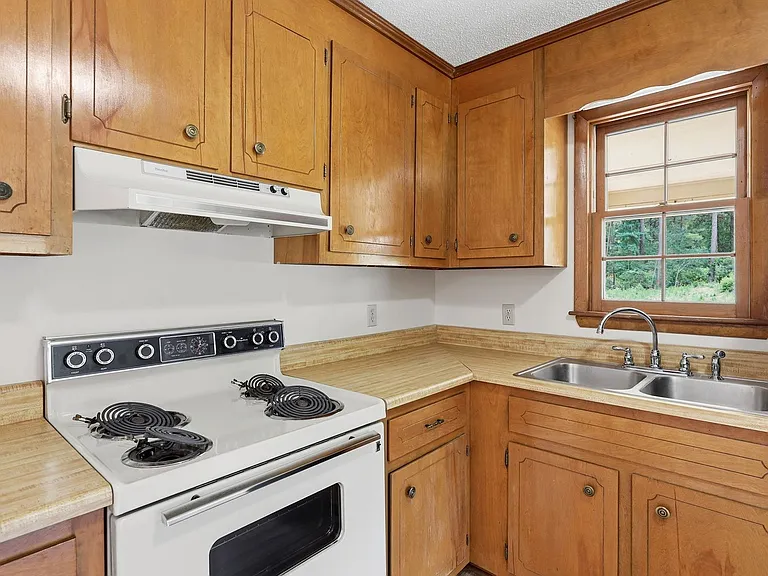 763 Tingen Rd — Photo 24
