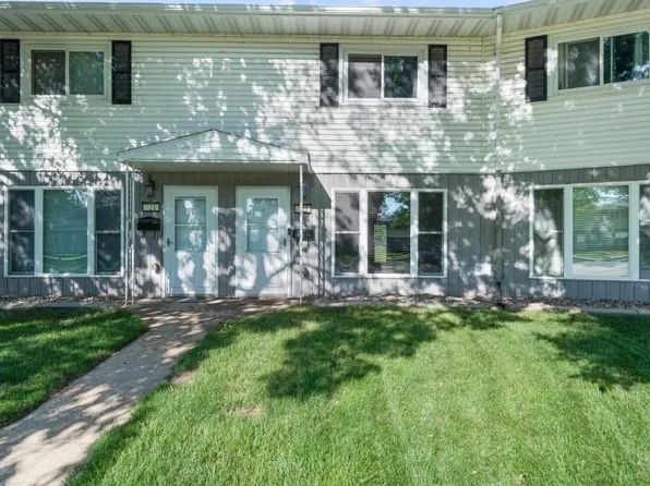 22 Westfield Cir, Minot, ND 58701