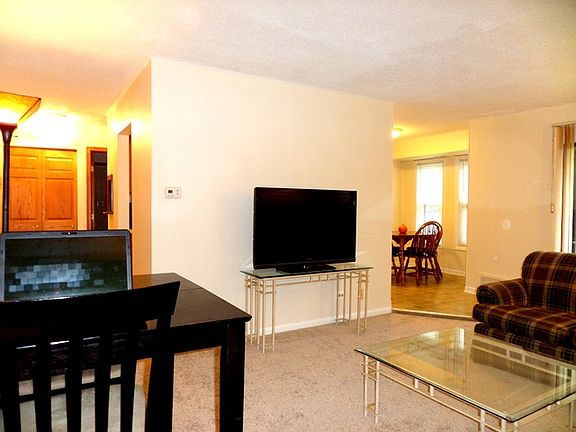 5th image of 2263 Country Club Dr APT 16