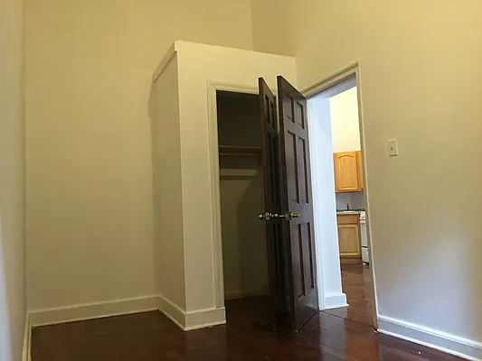 Rented by Zone Corp | media 19