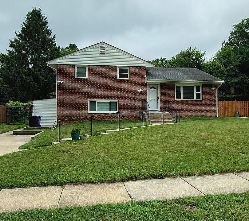 1st image of 12207 Hunters Ln
