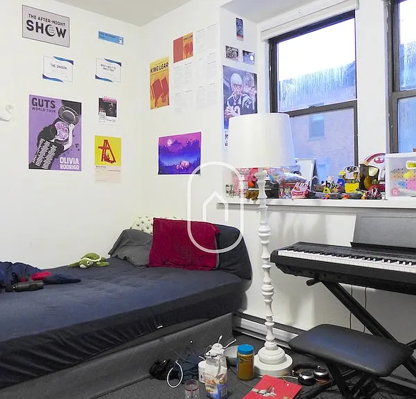 33 Cunard St #5 — Photo 9