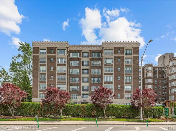 8120 E Jefferson Ave, Detroit, MI 48214