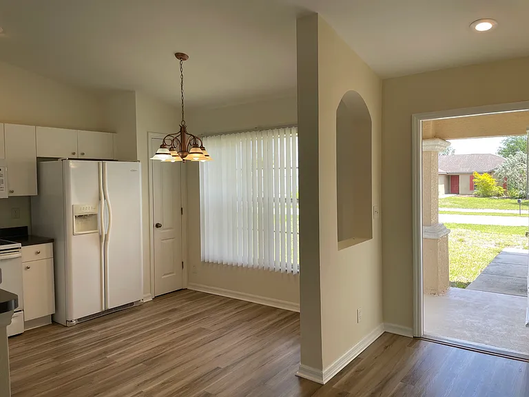 1808 SW 2nd Pl — Photo 7