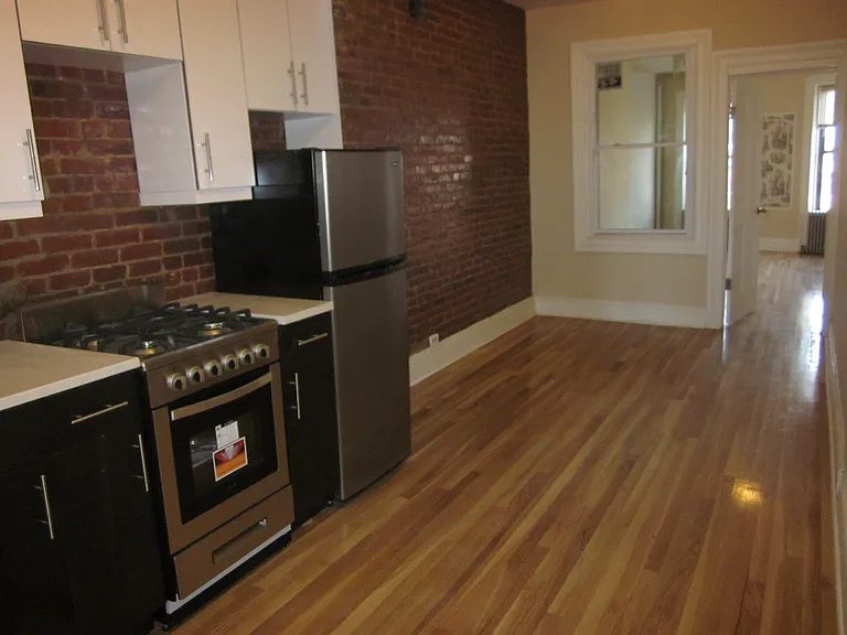 360 Broadway #4R — Photo 2