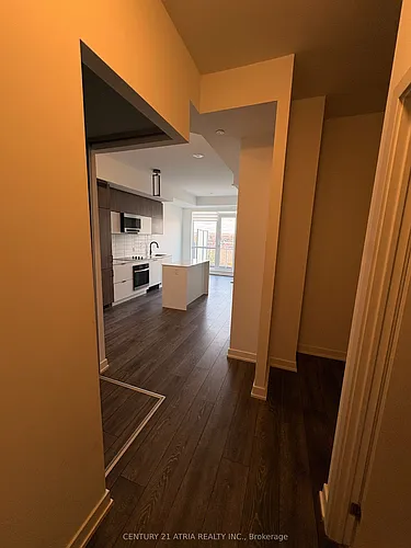 8888 Yonge St #605 Photo 1