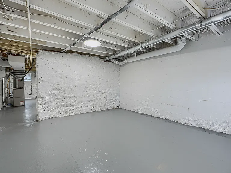 25 S Hilton St — Photo 24