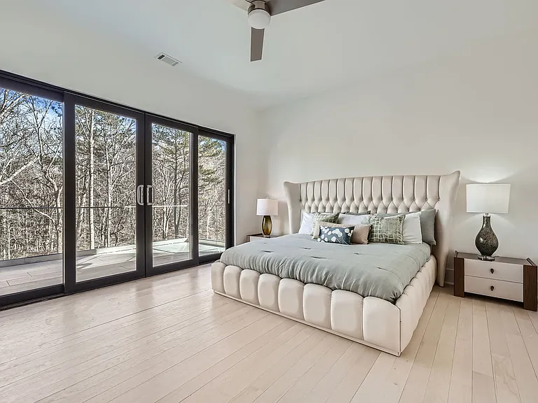 Colebrook Ct NW — Photo 10
