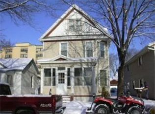 717 Division St, La Crosse, WI 54601