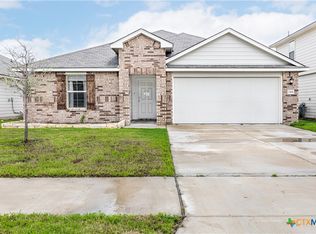 1104 Rosa Parks Dr, Killeen, TX 76543