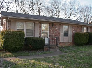 533 Westwood Dr, Hopkinsville, KY 42240