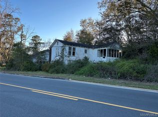 12584 Cottonwood Rd, Cottonwood, AL 36320