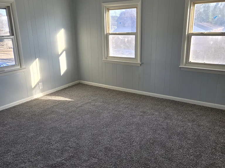 Spacious master bedroom