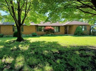 13718 S Sam Moore Rd, Lone Jack, MO 64070