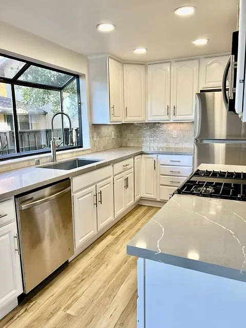 1540 Candelero Drive - 1 — Photo 3