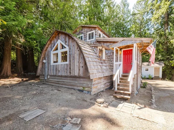 150 E Cedar Street, Belfair, WA 98528