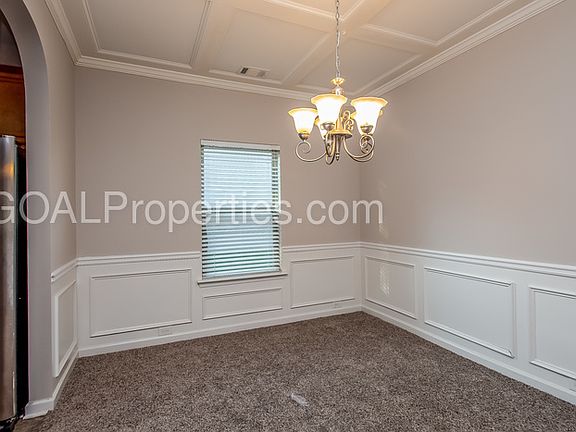 3rd image of 3380 Gardenside Dr