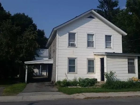 13 Saint John St #B, Red Hook, NY 12571