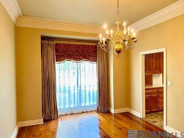 16756 Amberwood Dr — Photo 6