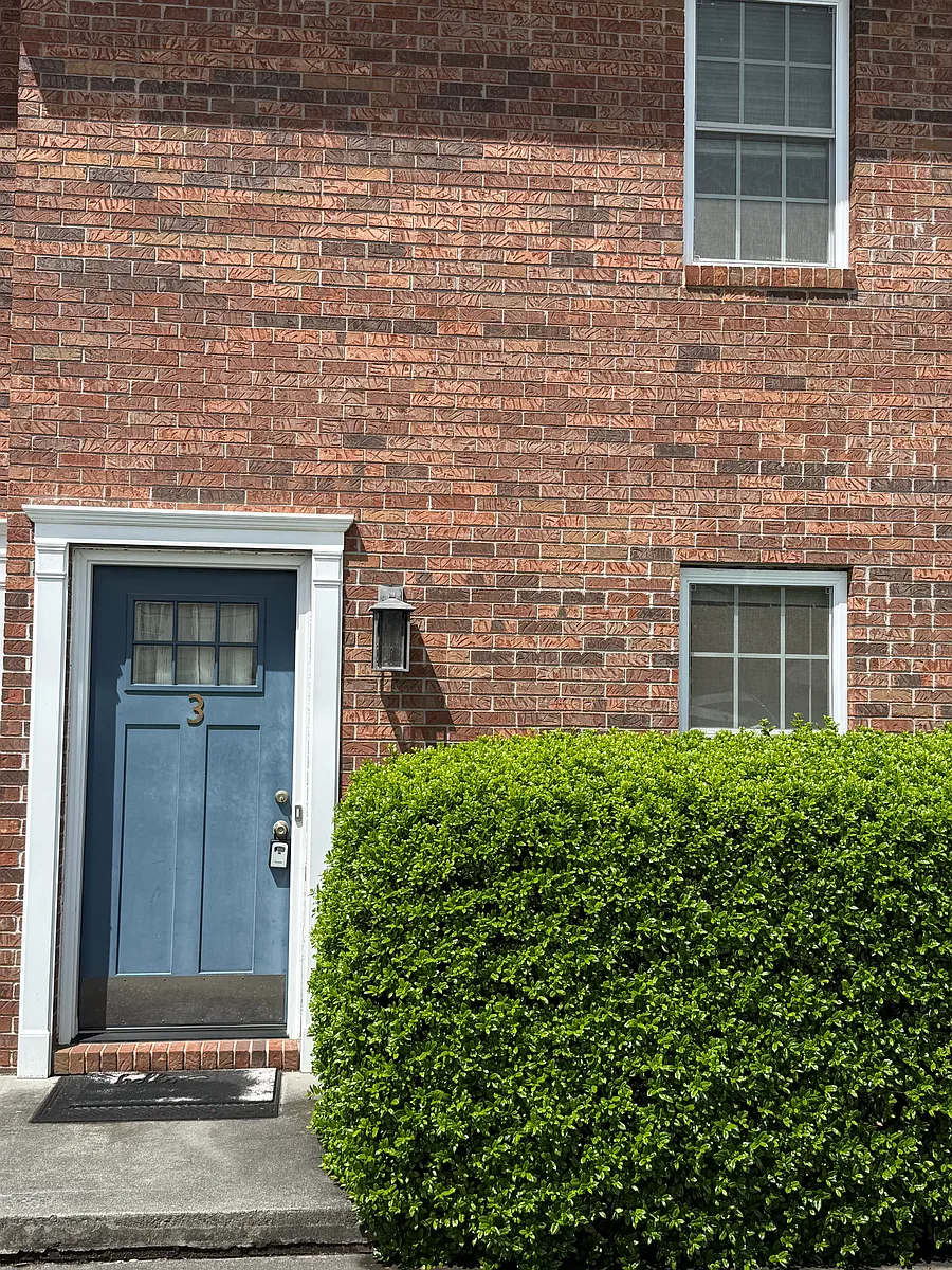 Photo 2 of 15 - 608 W Watauga Ave #3 - Johnson City, TN Building Photo - 608 W Watauga Ave #3