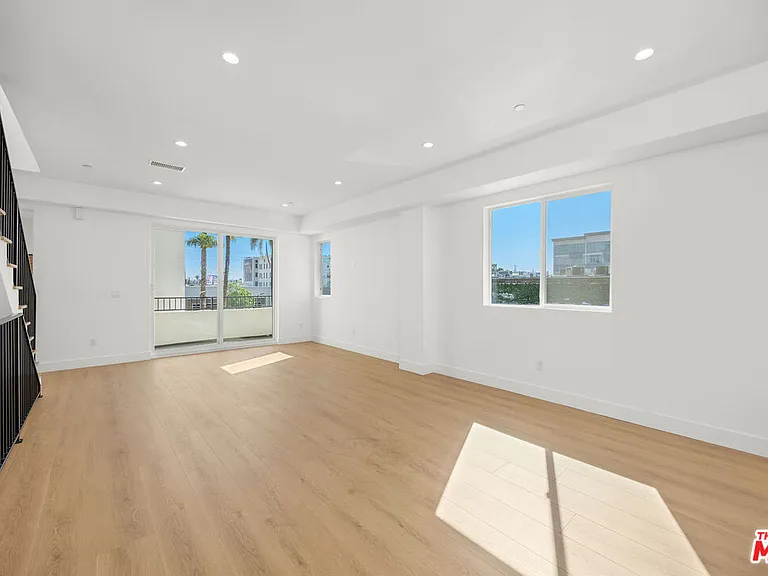 6241 Banner Ave — Photo 7