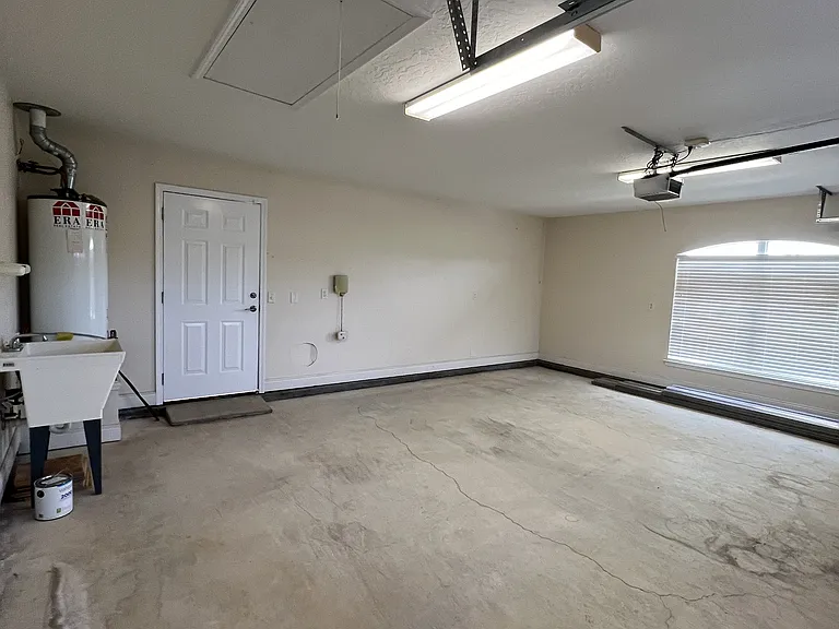 1777 Bridgeport Colony Ln — Photo 33
