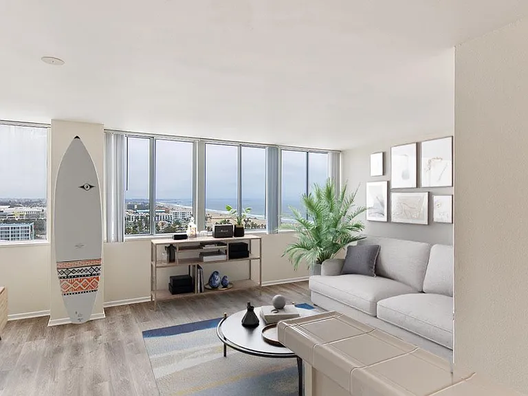 Enjoy oceanfront studio and one bedroom apartments at Pacific Plaza