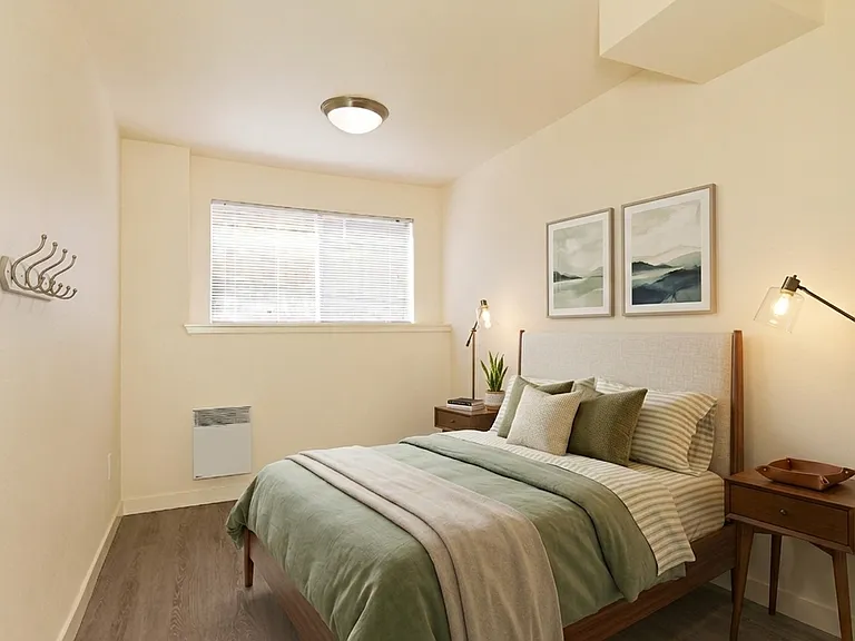Phinney 12 Apartments — Photo 42
