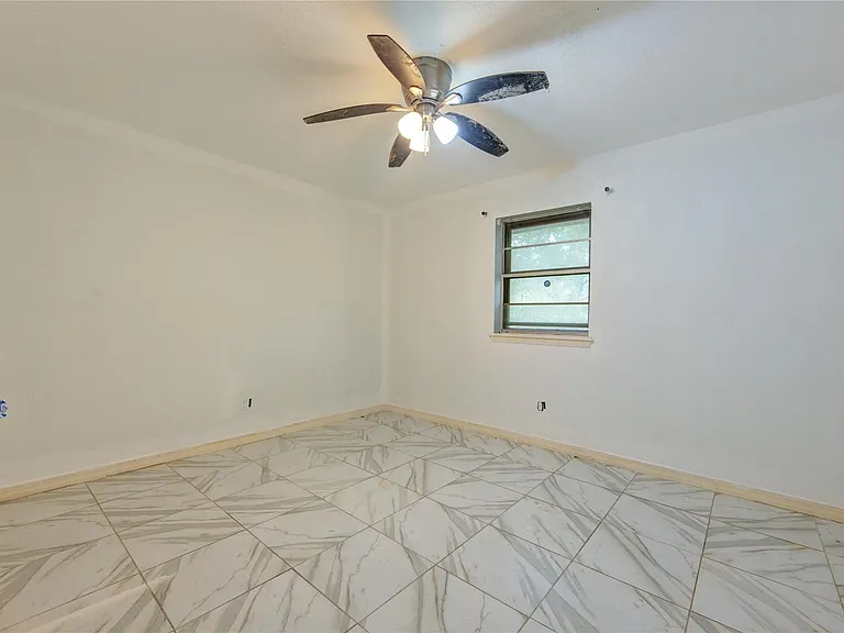 2117 Willow Wisp Dr — Photo 5
