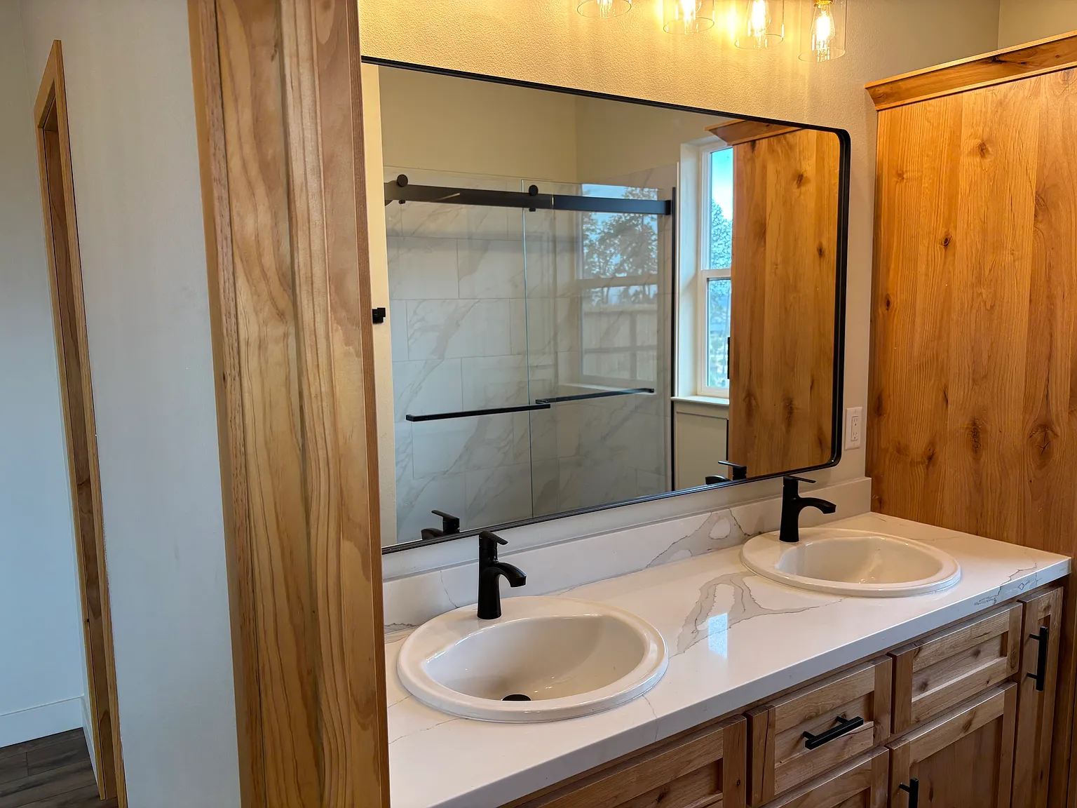 3 bed, 1428 sqft, $2,500 — Photo 4