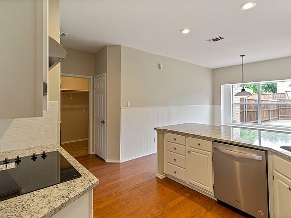 4th image of 100 Peregrine Dr