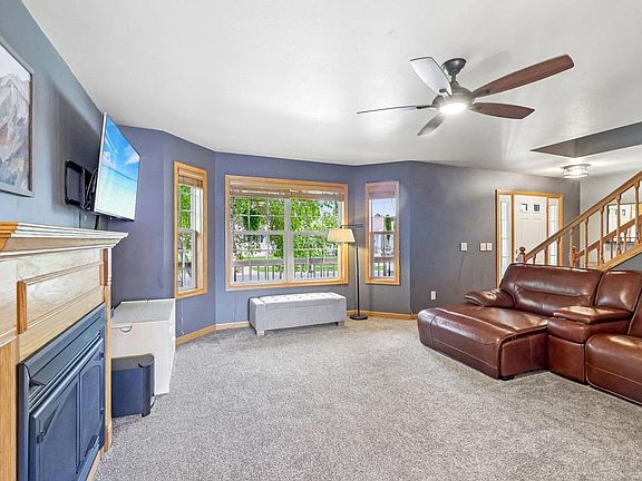 2nd image of 6605 Carlton DRIVE