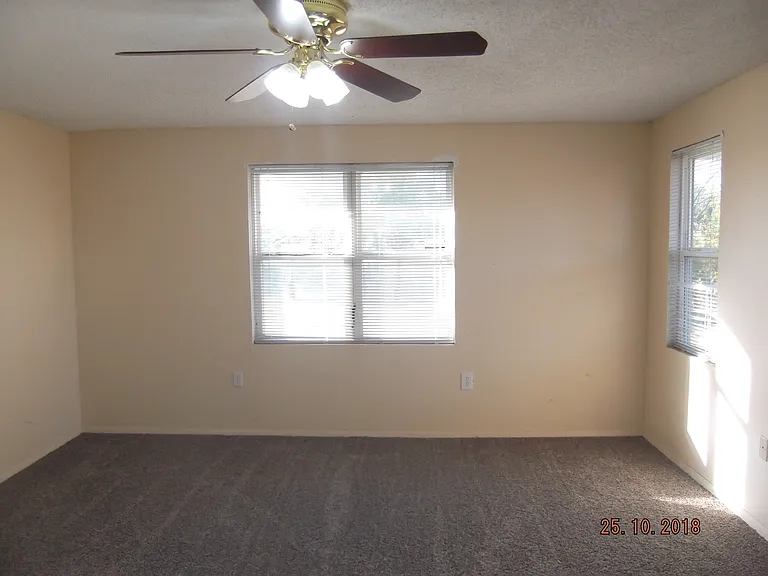 904 W Hefner Rd — Photo 9