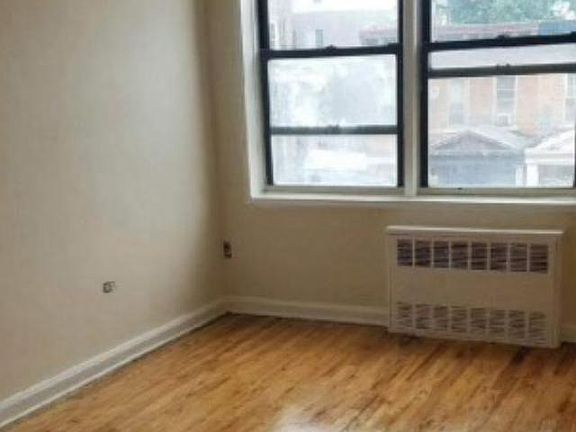 4th image of 410 E 25th St APT 2B