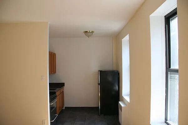 Rented by City Connections Realty | media 21