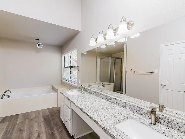 9710 Spring Harvest — Photo 10