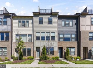 4963 Vista Green Ln, Lanham, MD 20706