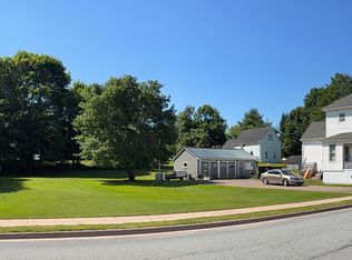 272 Brunswick St, Truro, NS B2N 2J3