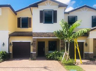 4679 Blazer Ter, Davie, FL 33314