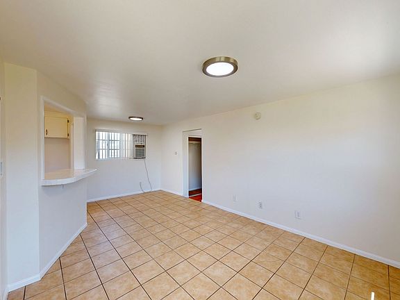 3rd image of 5944 5946 1/2 Cloverly Ave