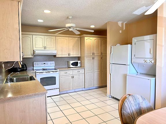 5th image of 1540 NW 20th Avenue #204