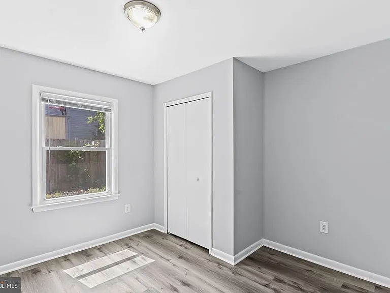 2060 Red Spruce Ct — Photo 20