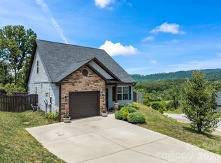 115 Water Leaf Dr, Weaverville, NC 28787