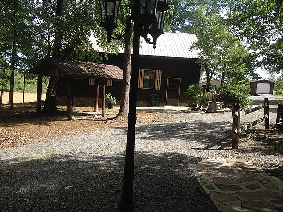 5th image of 496 Country Way