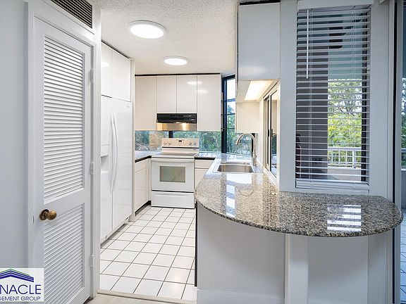5th image of 1212 Nuuanu Ave APT 307